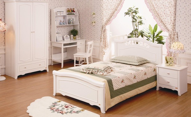 卧室床头朝哪个方向好？