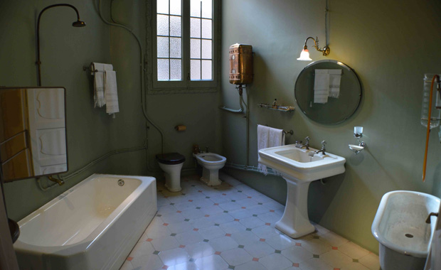 卫生间做干湿分离哪种方式更好