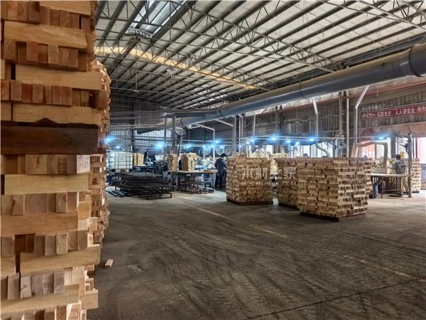 国内橡胶木拼板市场：出货放缓但价格坚挺(图4)