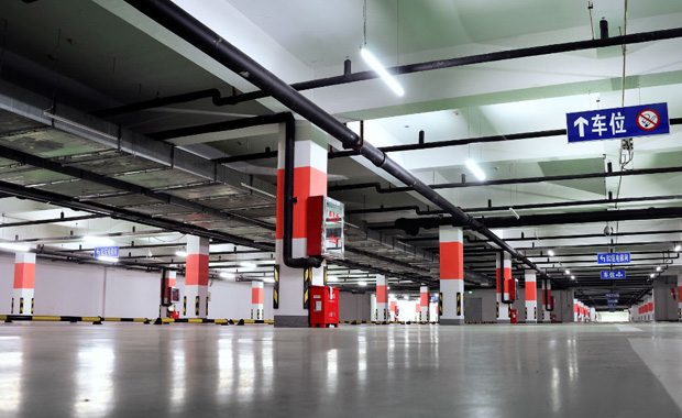 送的车位车位产权有吗？买车位可以用银行贷款吗？