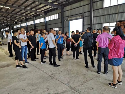 “森愚仁真木”产品发布会暨签约仪式 圆满成功(图3) “森愚仁真木”产品发布会暨签约仪式 圆满成功(图3)