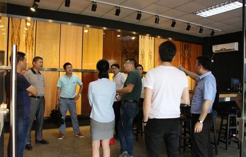 维木、中城接待亚太设计师联盟一行参观访问(图5)