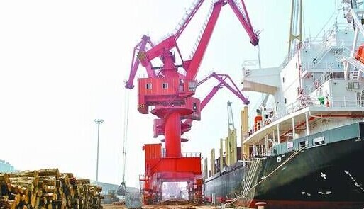 莆田口岸上半年进口原木量突破30万吨刷新纪录(图1)