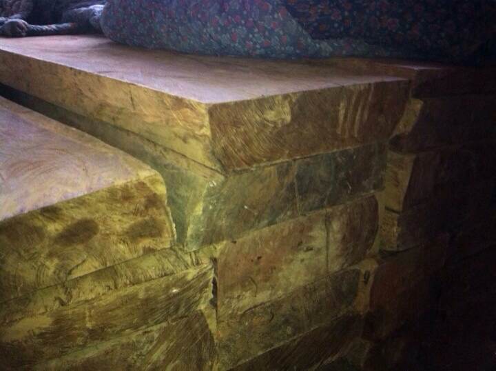 6月19日华东林交所红酸枝现货价格及成交量统计(图1)