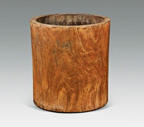 2013香港佳士得清代黄花梨大笔筒25万元成交